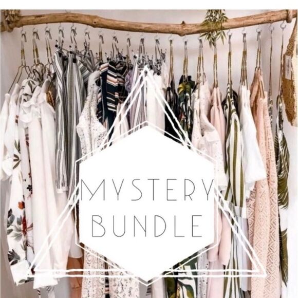 LULULEMON Mystery Box - Bundle of 3 items - Picture 4 of 7